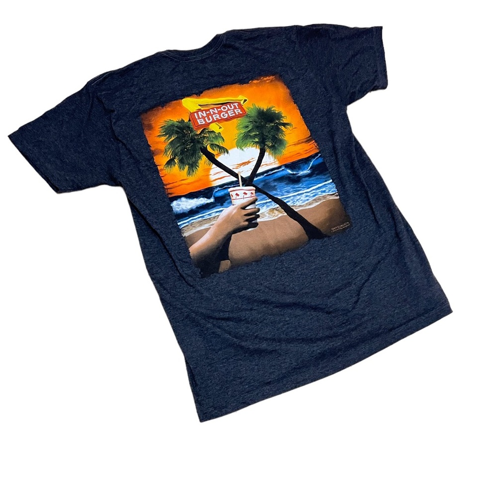 in n out 2015 beach dark grey graphic tee